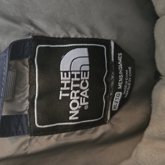The North Face Men's Navy Hyvent Jacket. No Hood Size XL - Picture 4 of 5